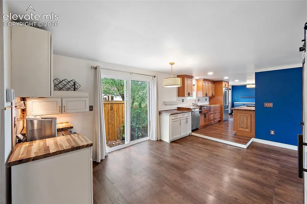 958 Midland Avenue Manitou Springs, CO 80829