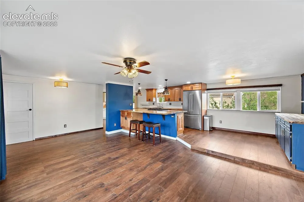 958 Midland Avenue Manitou Springs, CO 80829
