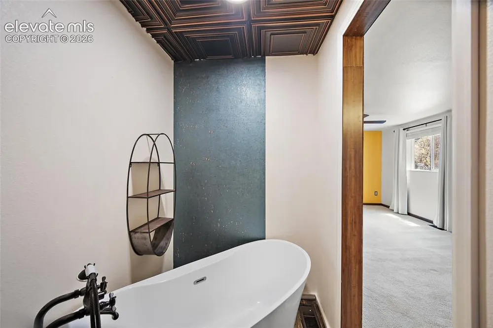 958 Midland Avenue Manitou Springs, CO 80829