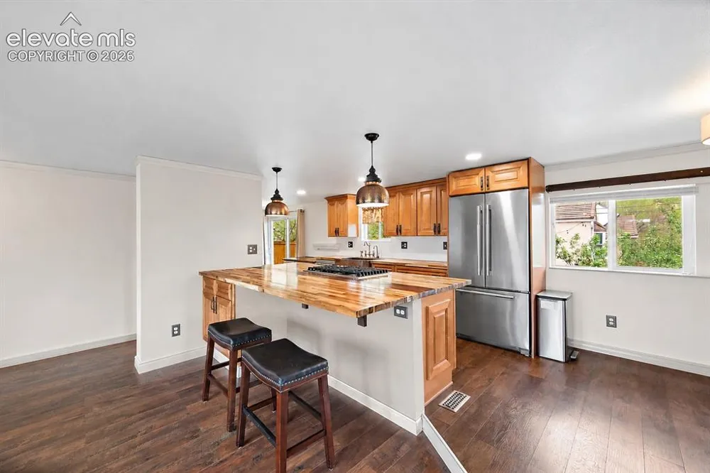 958 Midland Avenue Manitou Springs, CO 80829