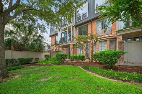 2400 Braeswood Boulevard #129