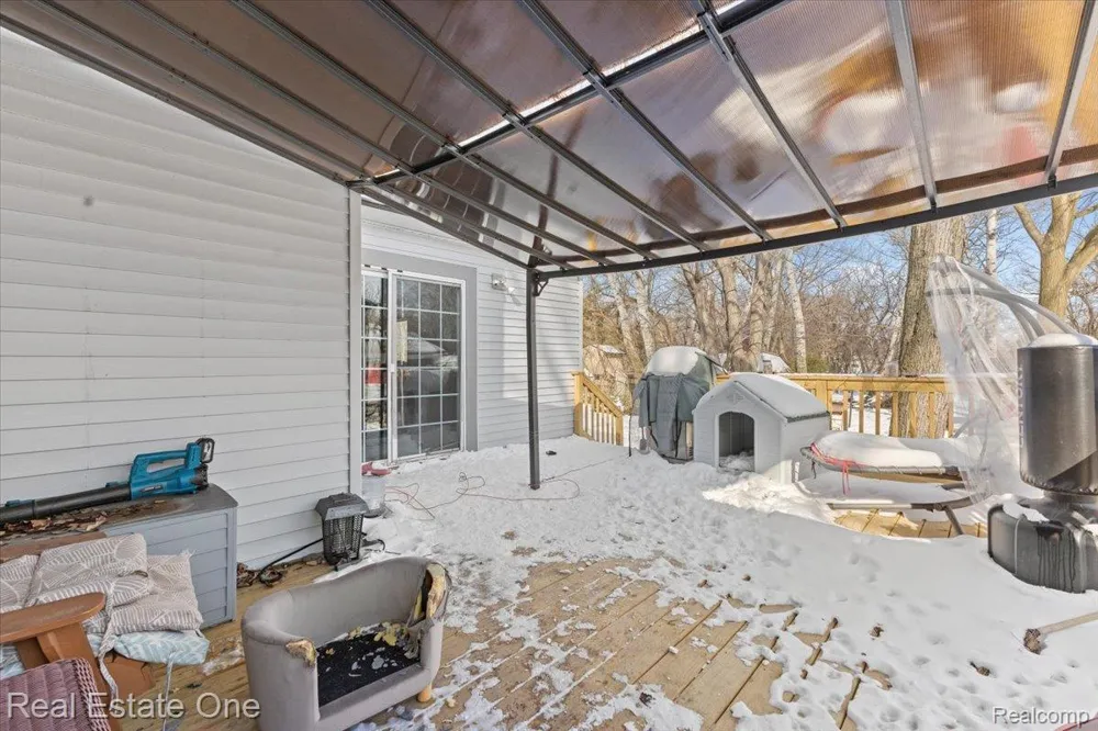 2931 Wisconsin Road Troy City, MI 48083