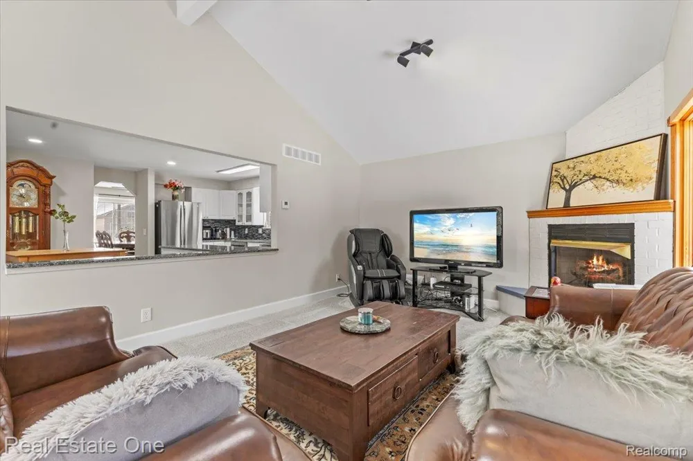 2931 Wisconsin Road Troy City, MI 48083