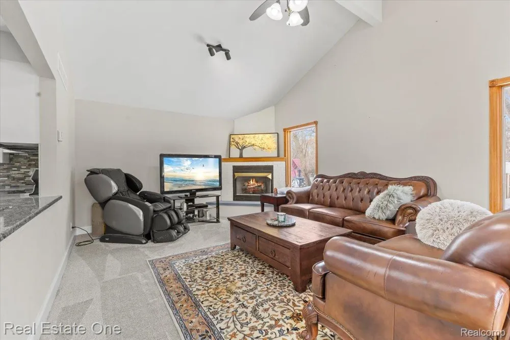 2931 Wisconsin Road Troy City, MI 48083