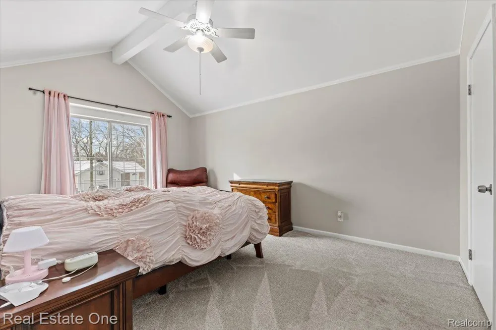 2931 Wisconsin Road Troy City, MI 48083