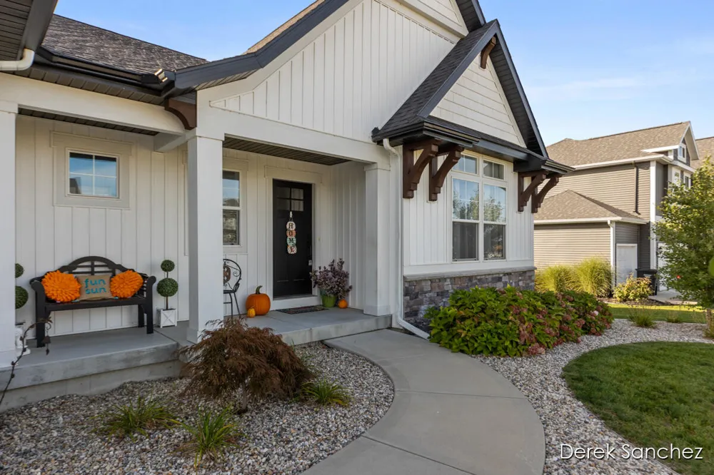 3221 Rocaway Drive Jamestown Charter Township, MI 49426