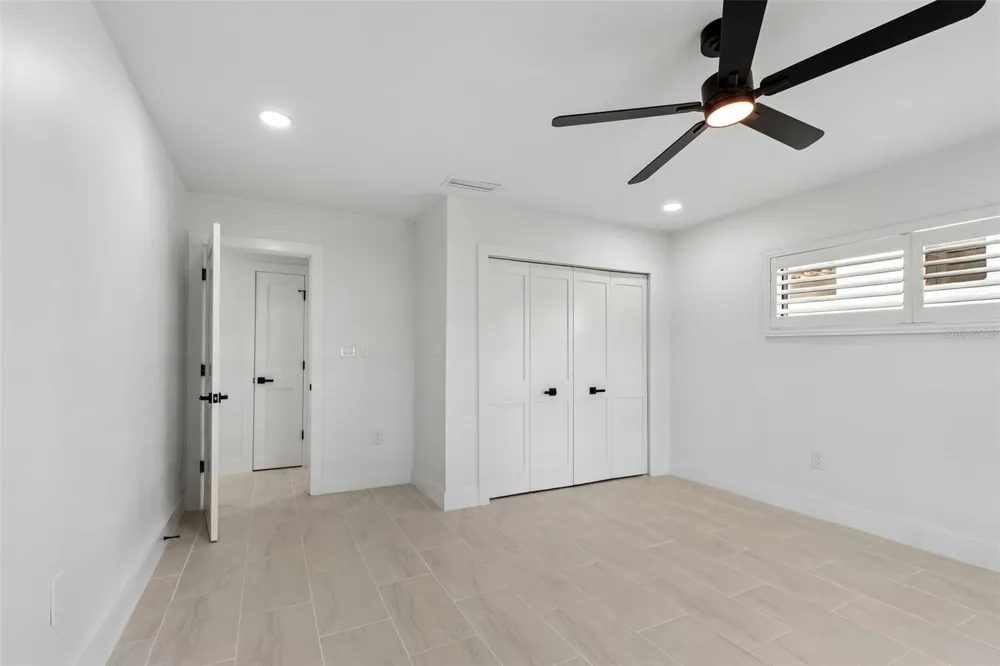 10238 TARPON DRIVE Treasure Island, FL 33706