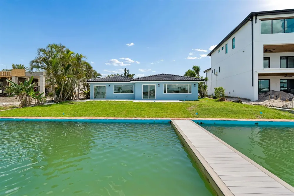 10238 TARPON DRIVE Treasure Island, FL 33706