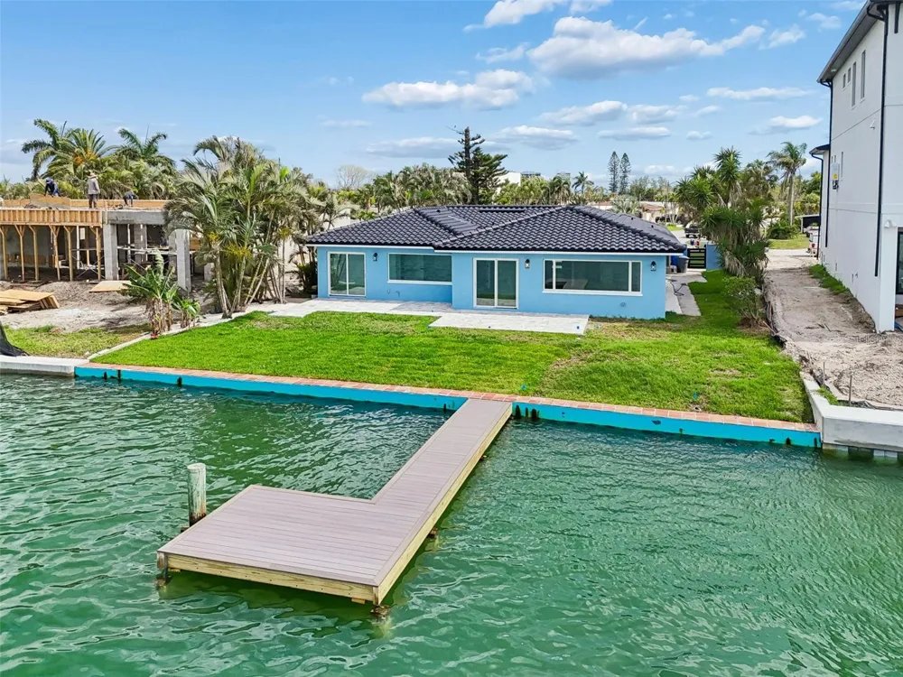 10238 TARPON DRIVE Treasure Island, FL 33706
