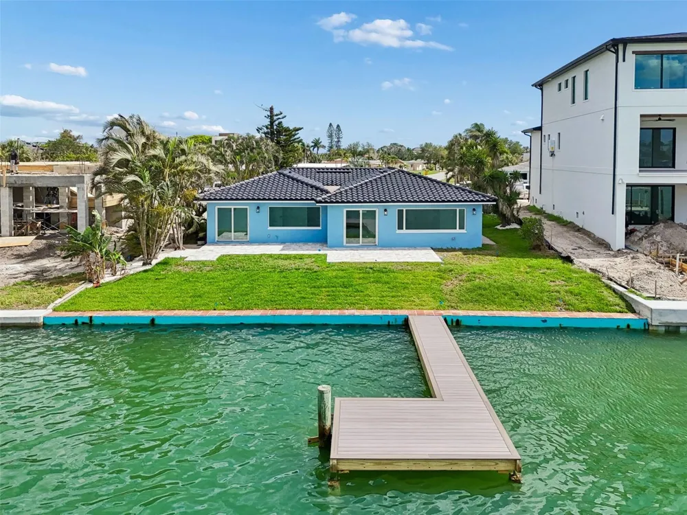 10238 TARPON DRIVE Treasure Island, FL 33706