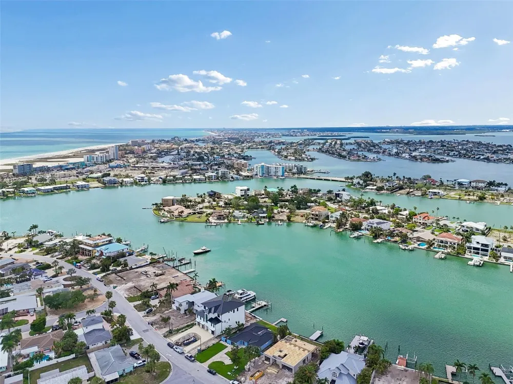 10238 TARPON DRIVE Treasure Island, FL 33706