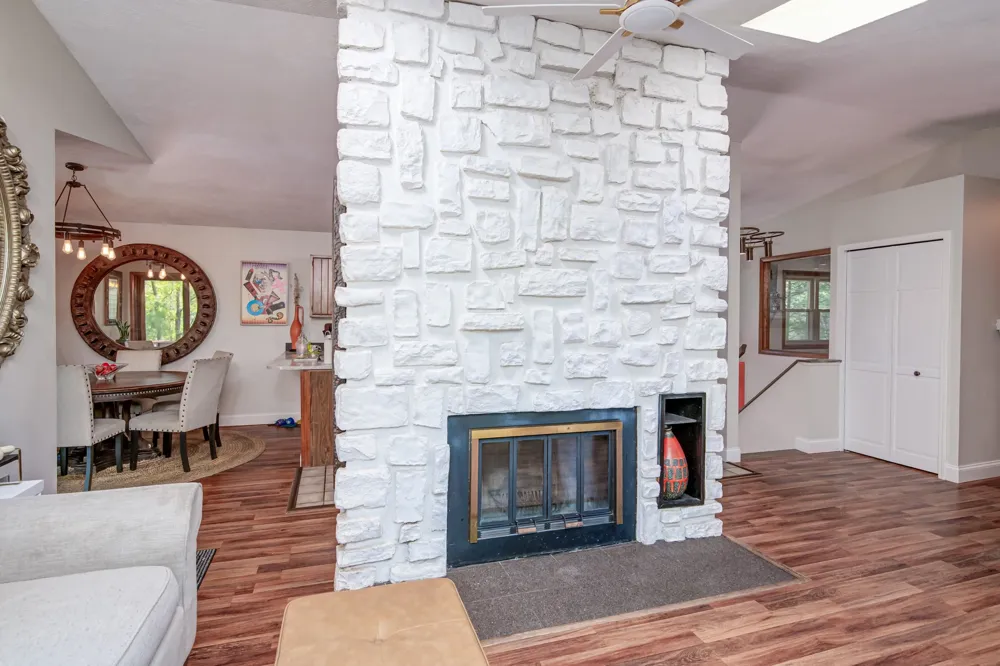 4418 Hampshire Drive Acme Township, MI 49690