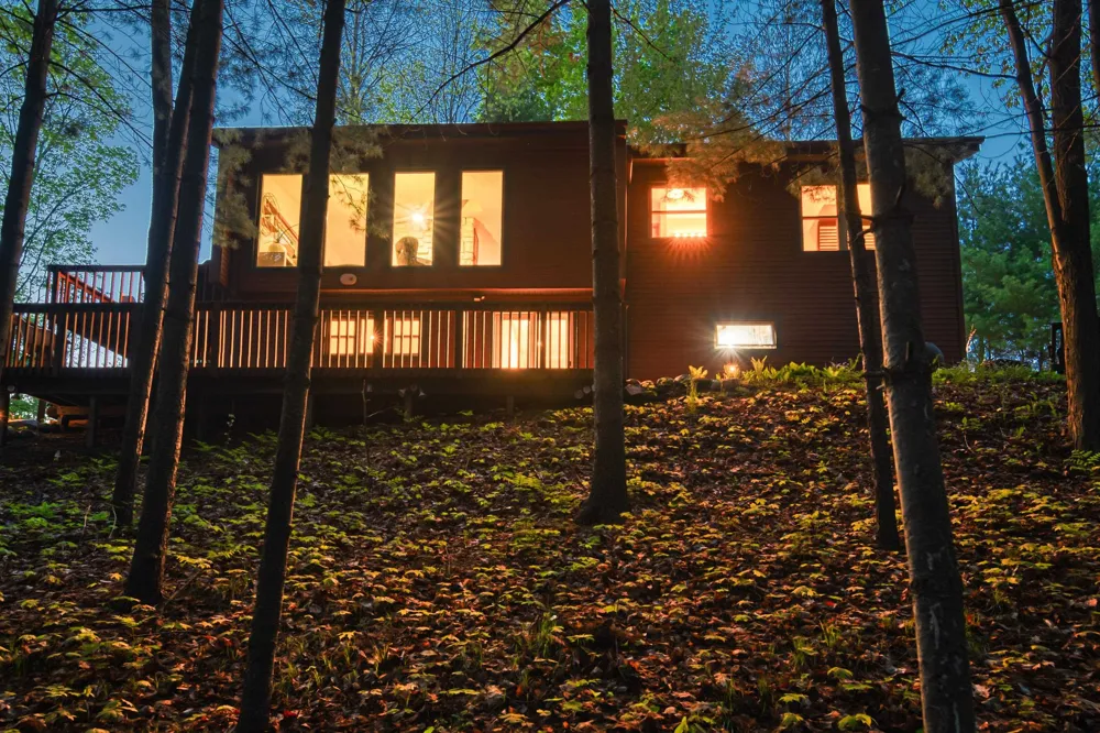 4418 Hampshire Drive Acme Township, MI 49690