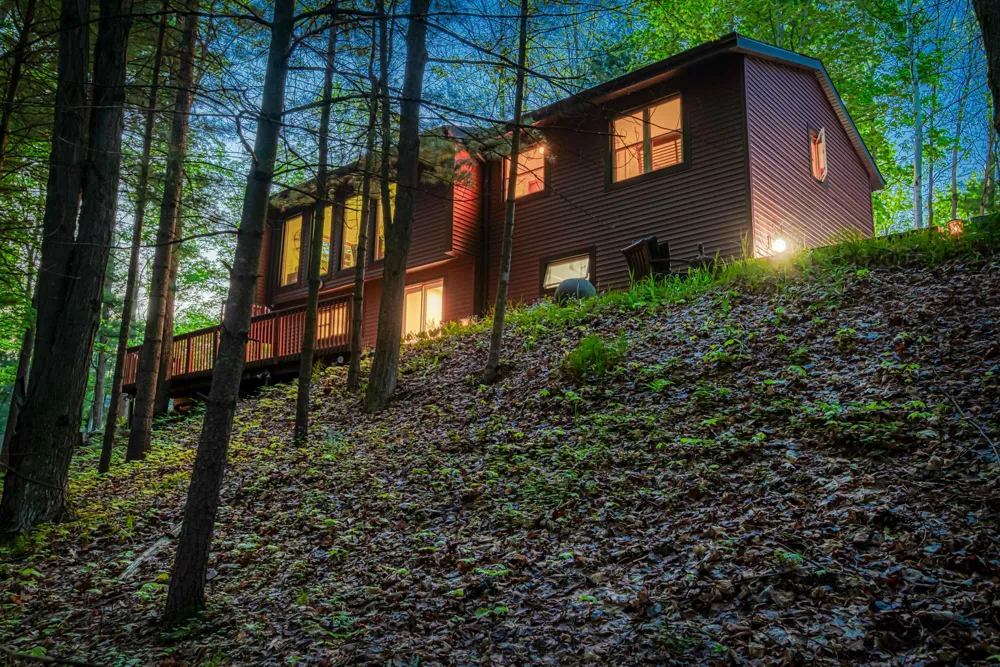 4418 Hampshire Drive Acme Township, MI 49690