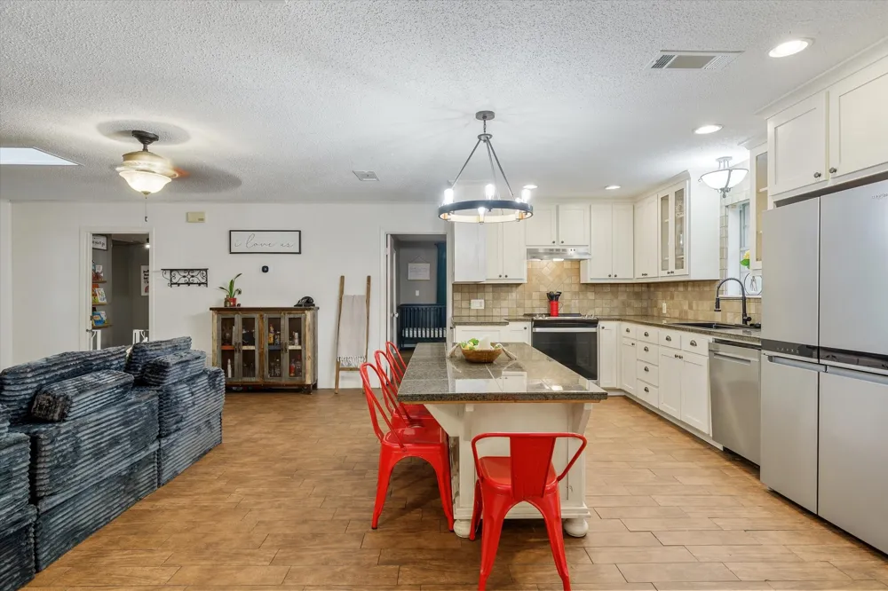 1522 Tanglewood Drive E Hideaway, TX 75771