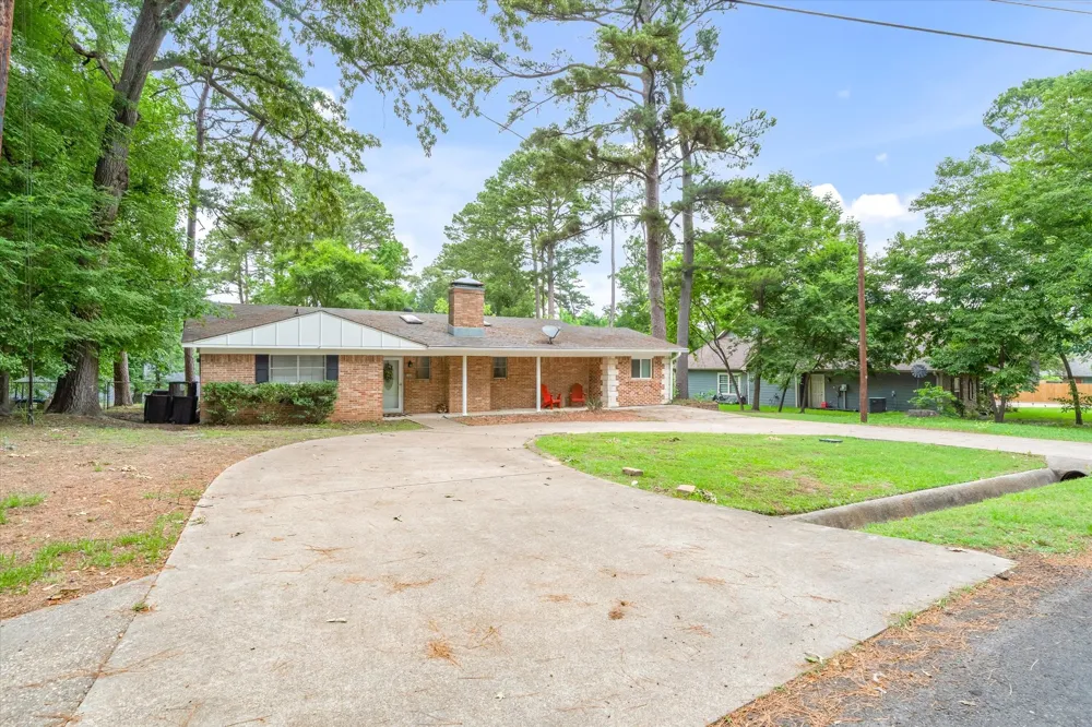 1522 Tanglewood Drive E Hideaway, TX 75771