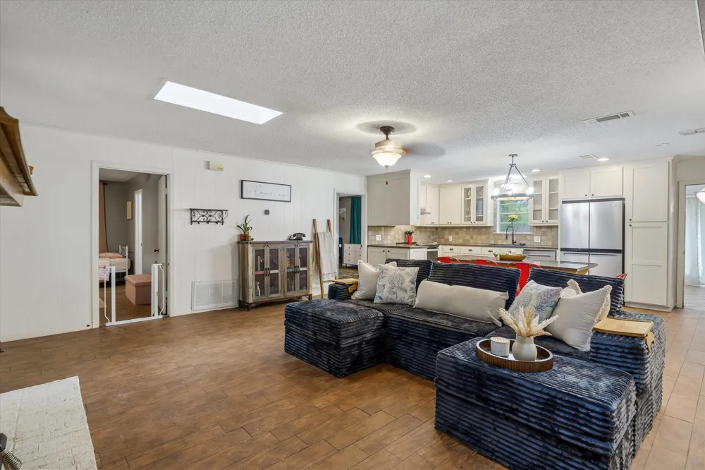 1522 Tanglewood Drive E Hideaway, TX 75771