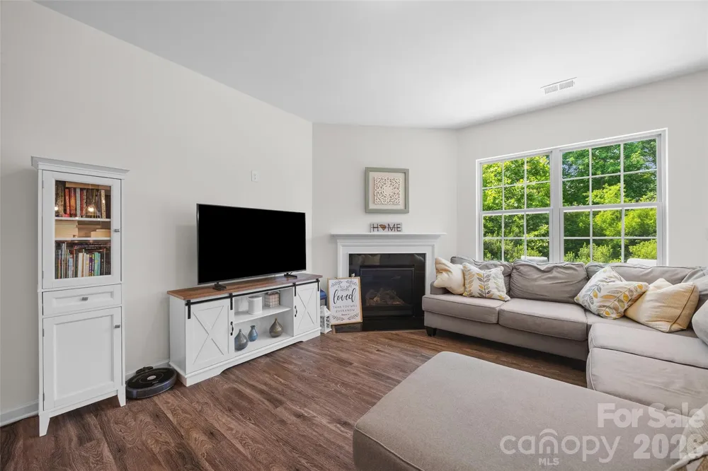 625 Amber Meadows Way Tega Cay, SC 29708