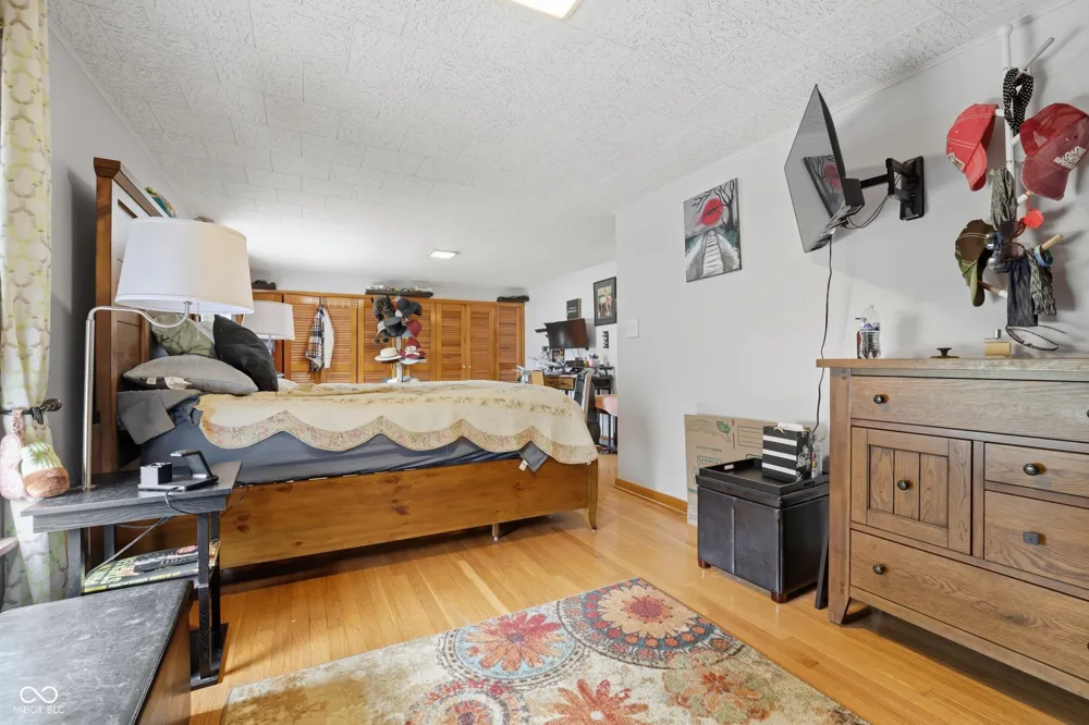 149 W North Street Russiaville, IN 46979