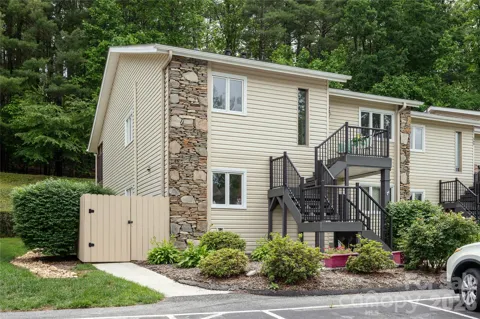 580 Britton Creek Drive