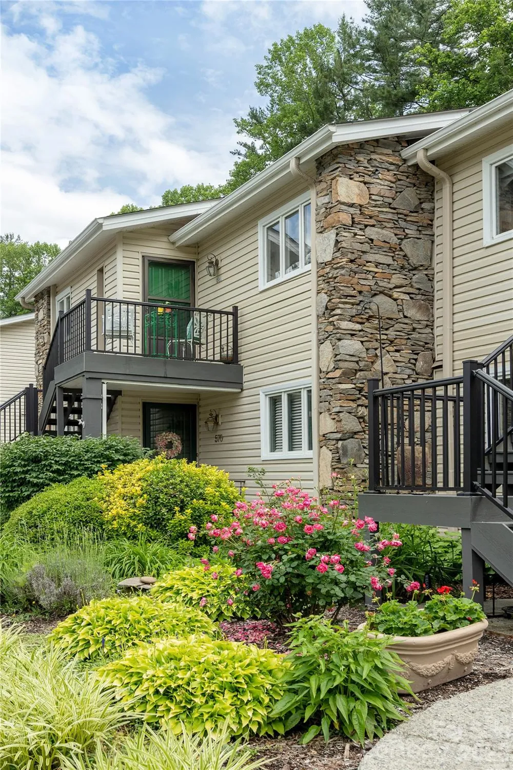 580 Britton Creek Drive Hendersonville, NC 28791