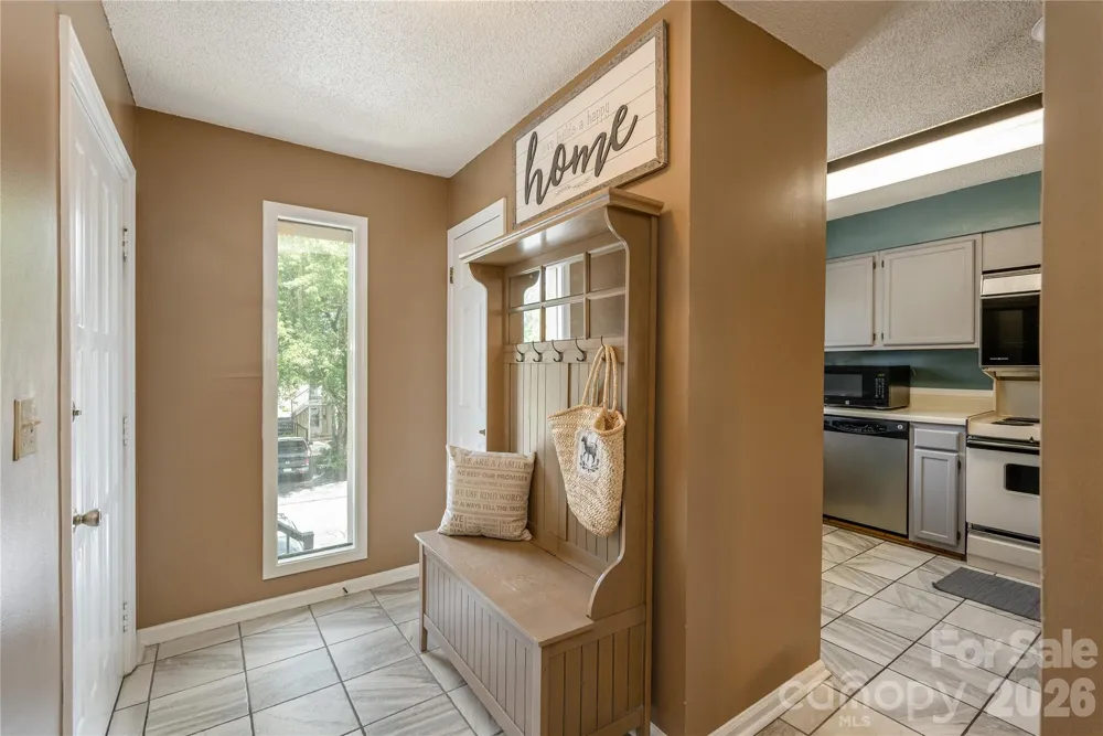 580 Britton Creek Drive Hendersonville, NC 28791