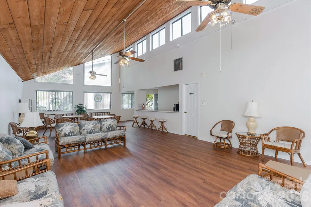 580 Britton Creek Drive Hendersonville, NC 28791