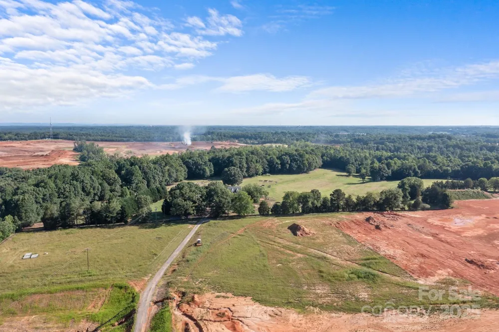 134 Iredell Avenue Troutman, NC 28166