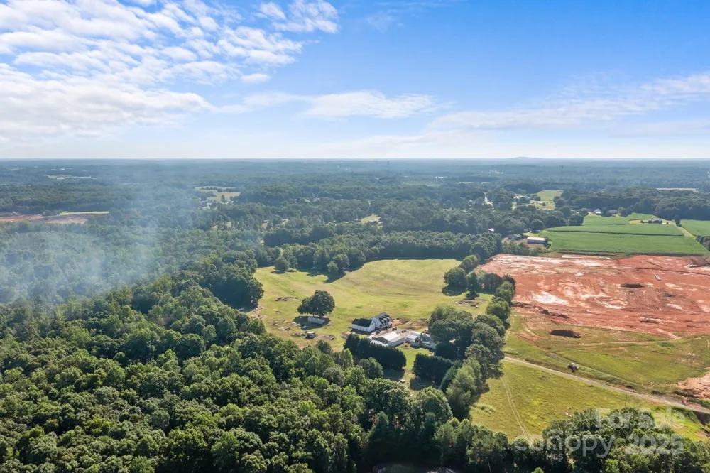 134 Iredell Avenue Troutman, NC 28166