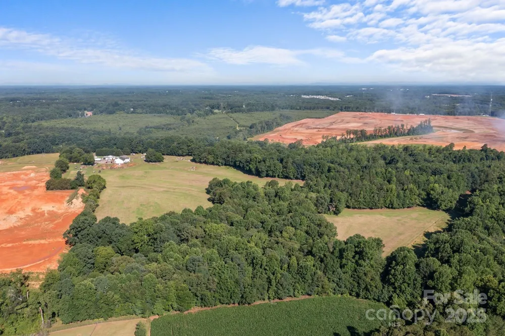 134 Iredell Avenue Troutman, NC 28166