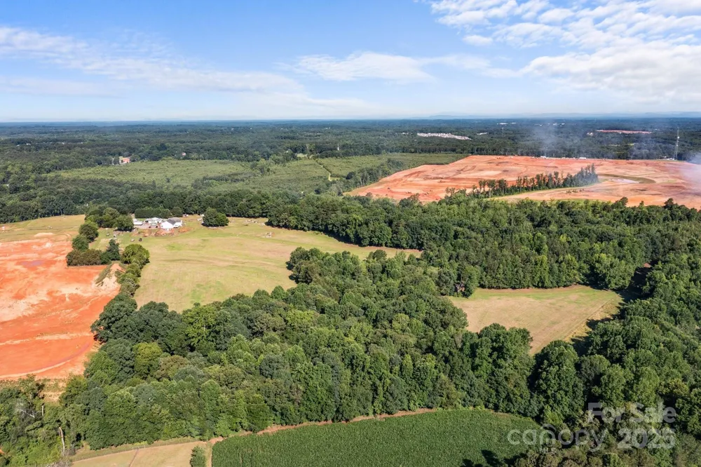 134 Iredell Avenue Troutman, NC 28166
