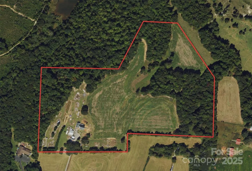 134 Iredell Avenue Troutman, NC 28166