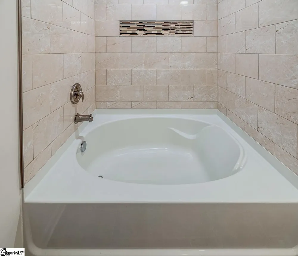 113 Rogers Knoll Lane Pelzer, SC 29669