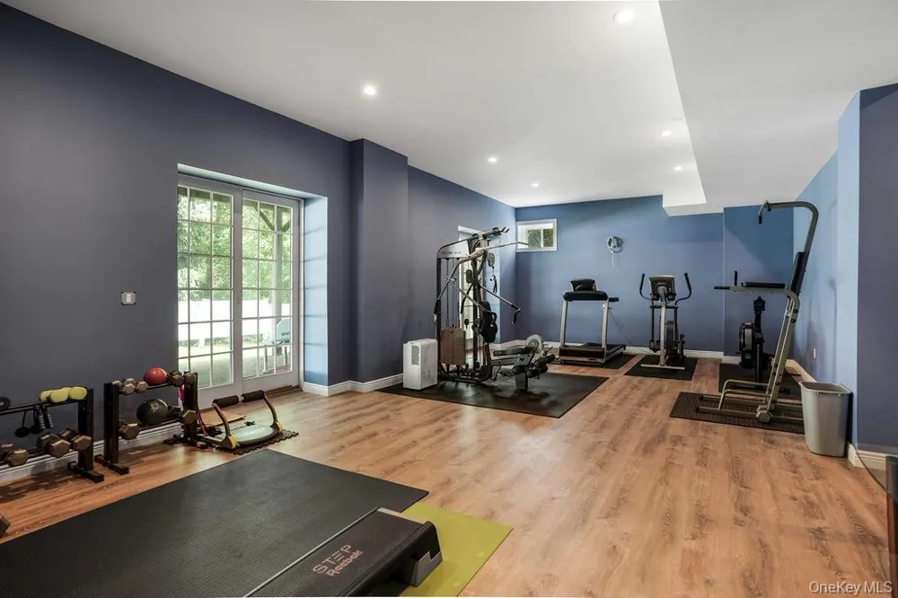 899 Harbor View Road Mill Neck, NY 11771