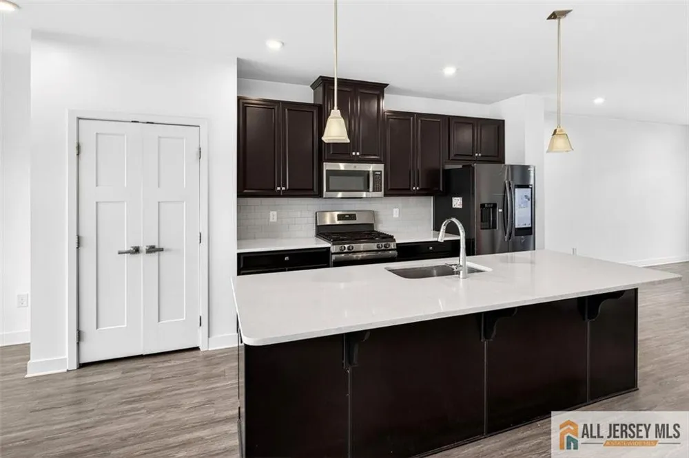 117 Nathan Drive Cinnaminson, NJ 08077
