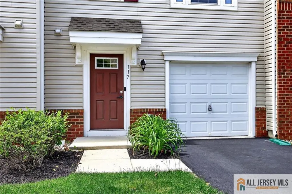 117 Nathan Drive Cinnaminson, NJ 08077