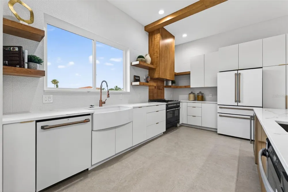 3221 GULF BOULEVARD Belleair Beach, FL 33786
