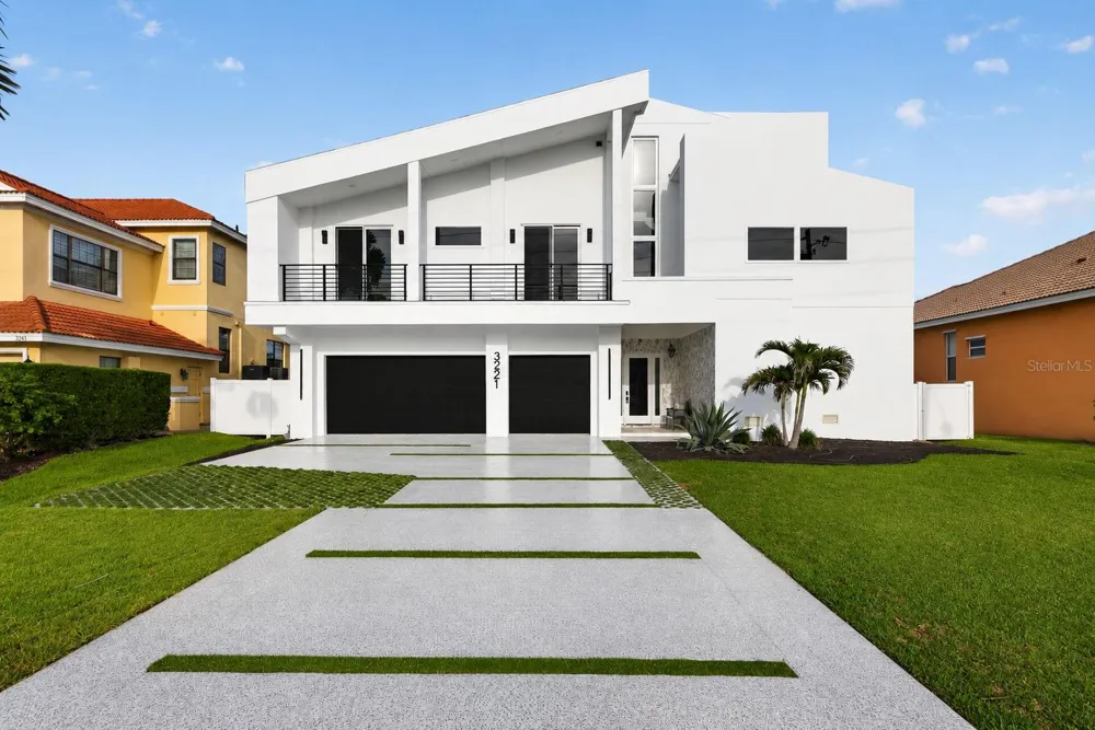 3221 GULF BOULEVARD Belleair Beach, FL 33786