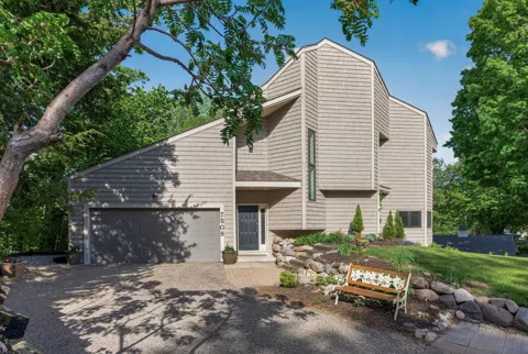 7508 W 77th Street