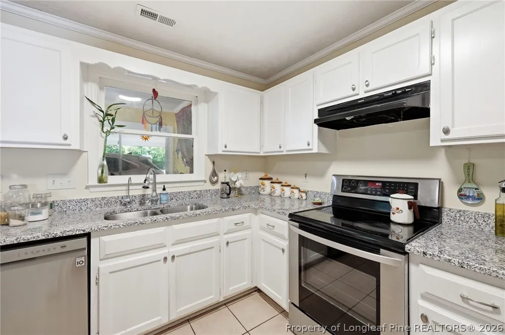 5499 Landview Place Hope Mills, NC 28348