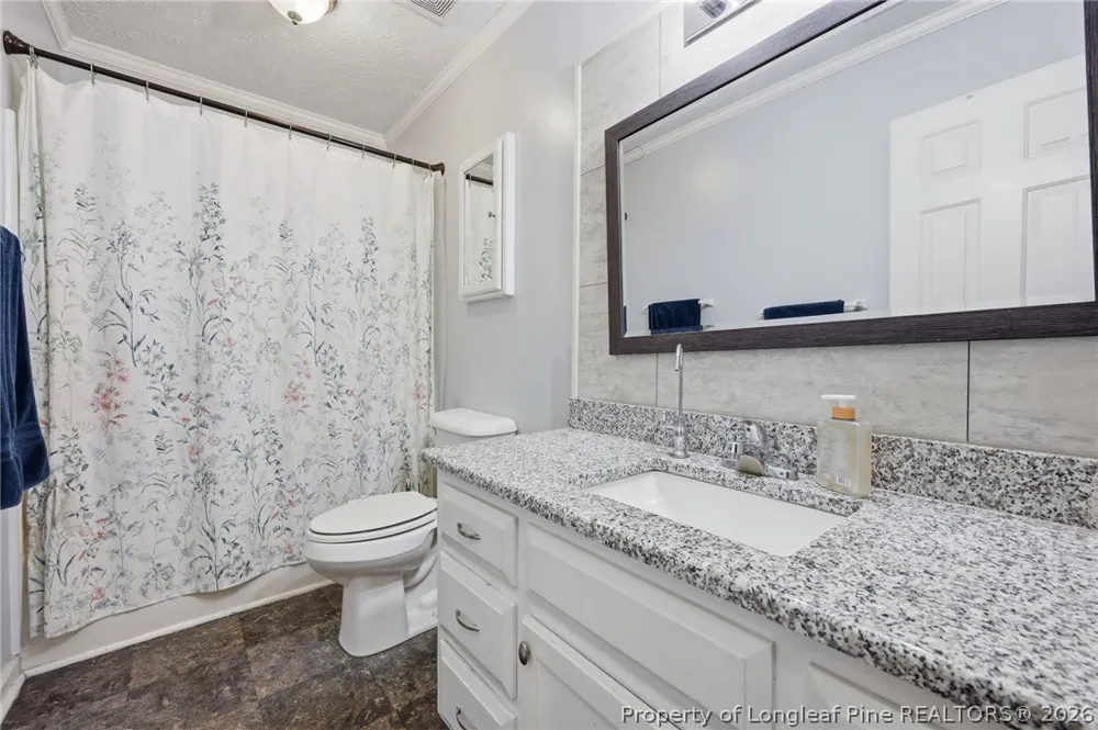 5499 Landview Place Hope Mills, NC 28348