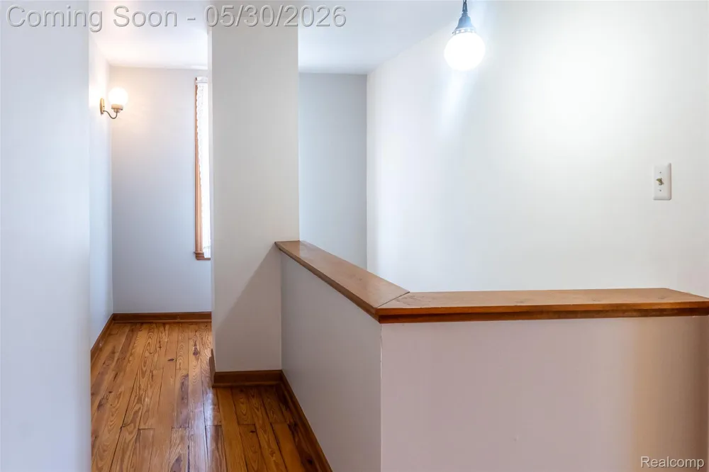 4156 Burns Avenue Lincoln Park City, MI 48146