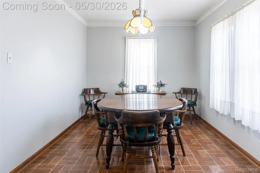 4156 Burns Avenue Lincoln Park City, MI 48146