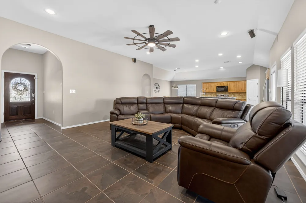 317 Yorktown Pleasanton, TX 78064