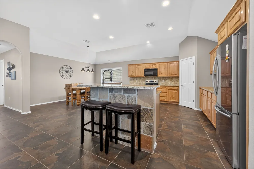 317 Yorktown Pleasanton, TX 78064