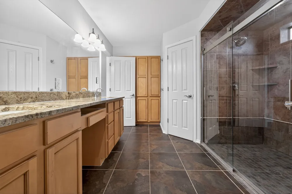 317 Yorktown Pleasanton, TX 78064