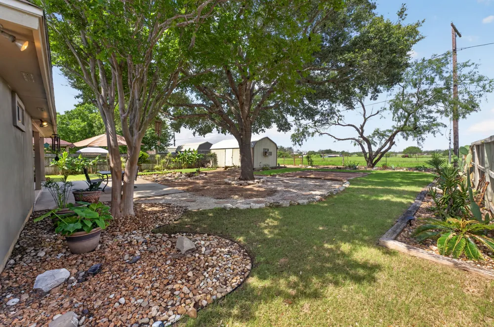 317 Yorktown Pleasanton, TX 78064