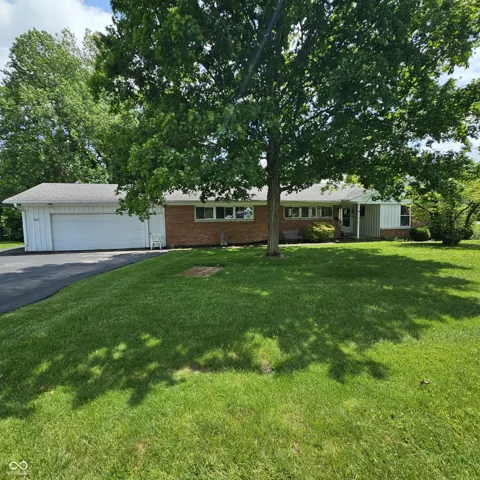302 East Drive