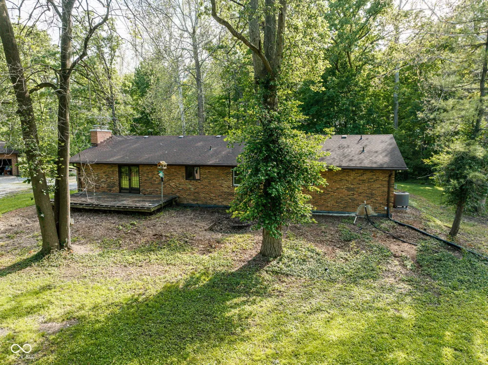 1186 S 200 E Kokomo, IN 46902