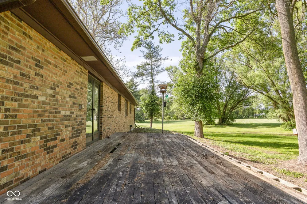 1186 S 200 E Kokomo, IN 46902